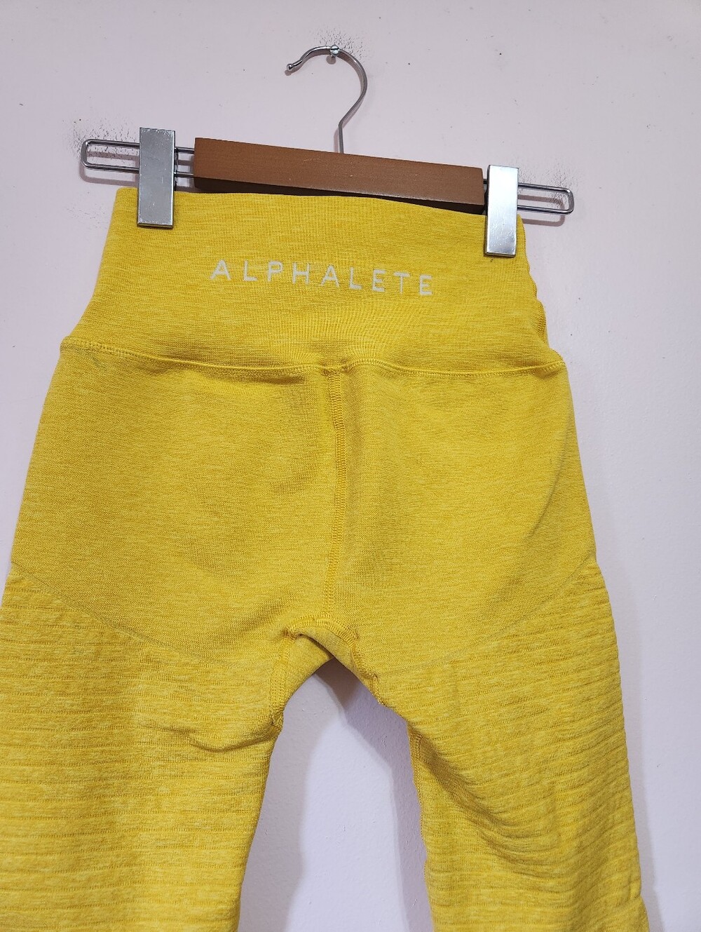 Alphalete Revival R6 Seamless Moto Legging Heathered Mustard Yellow Size Small - Picture 4 of 11